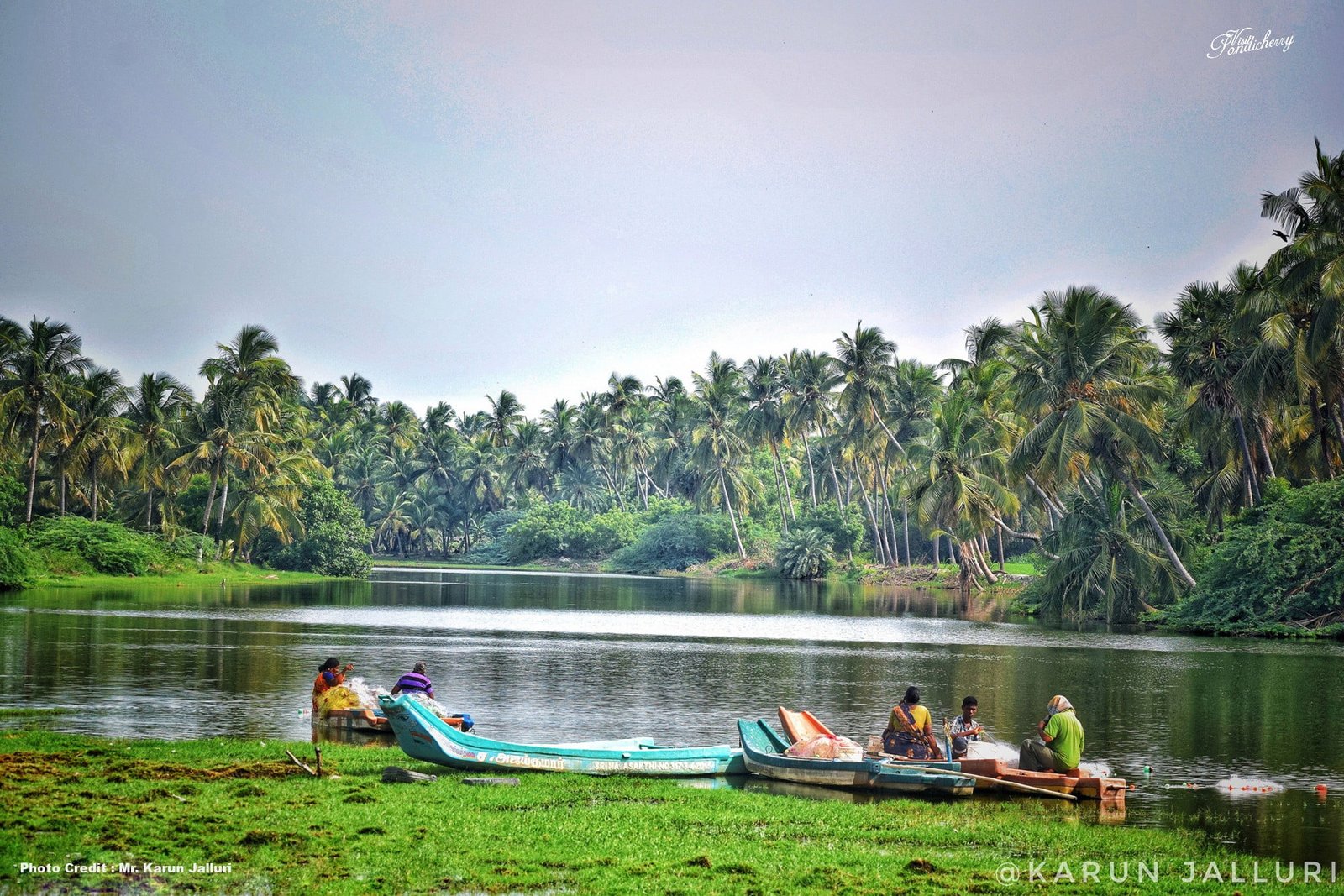 Exciting canoe canopy For Thrill And Adventure 